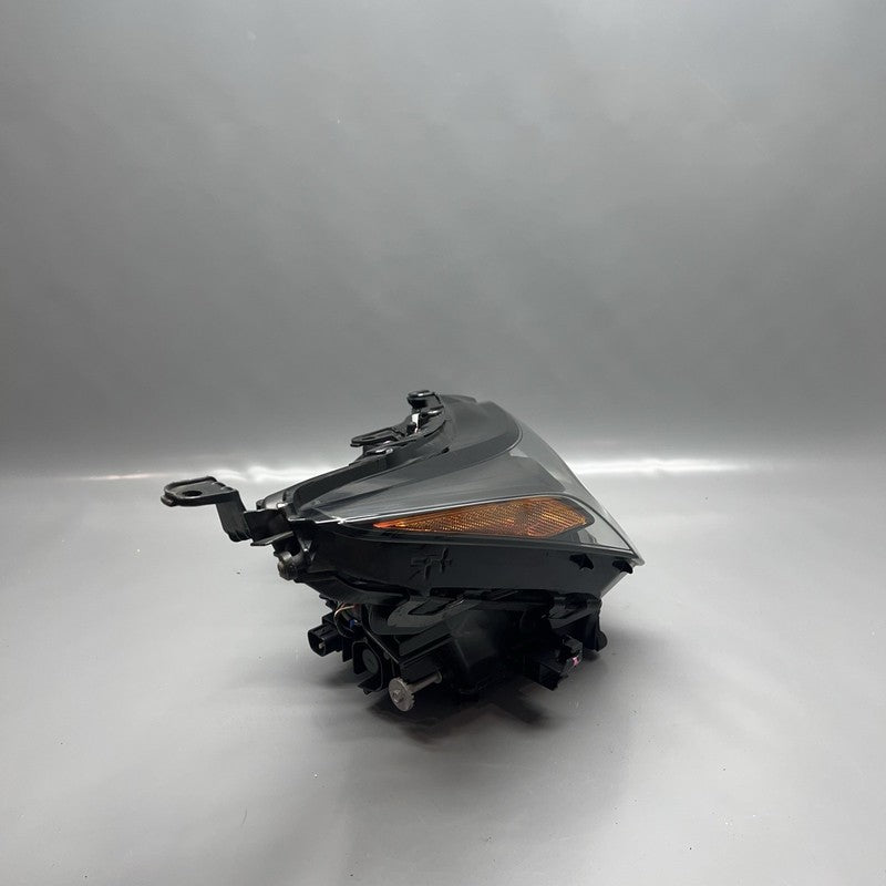 NX200 LEXUS NX200 HEADLIGHT RIGHT PASSENGER NX300H 2018 2019 2020 2021 HALOGEN