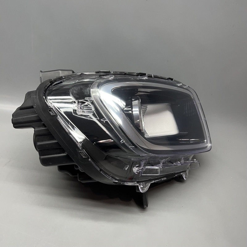 HYUNDAI VENUE HEADLIGHT RIGHT PASSENGER 2020 2021 2022 2023 2024 HALOG