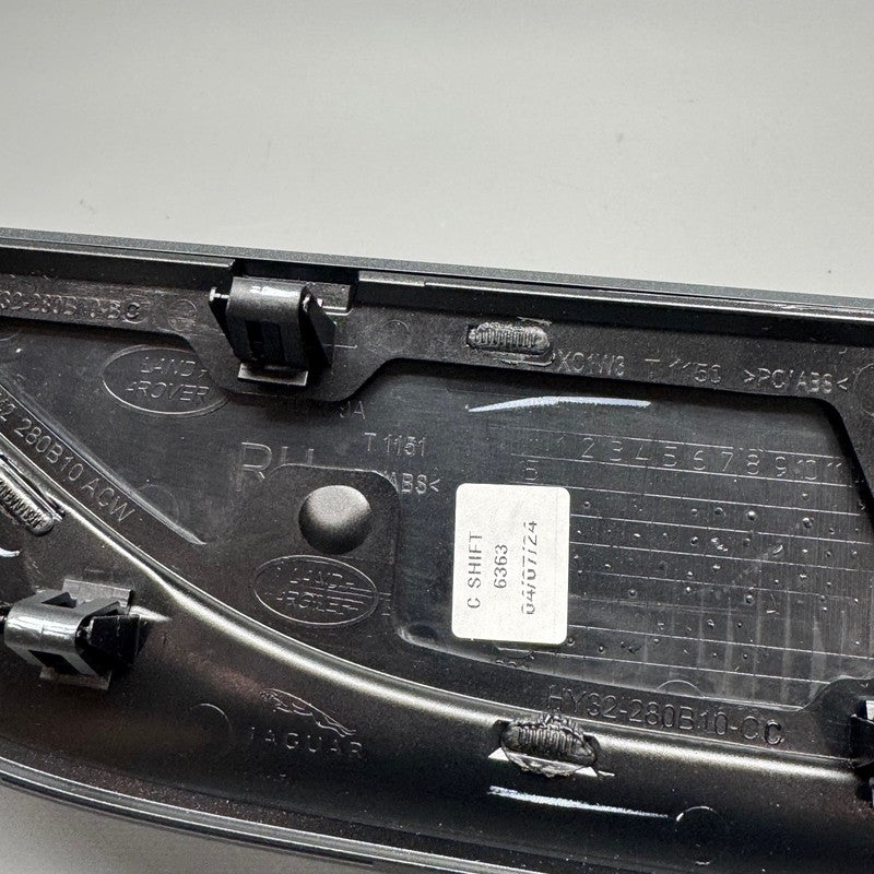 LAND ROVER DISCOVERY FENDER GRILLE VENT 2021 2022 2023 OEM LR164409