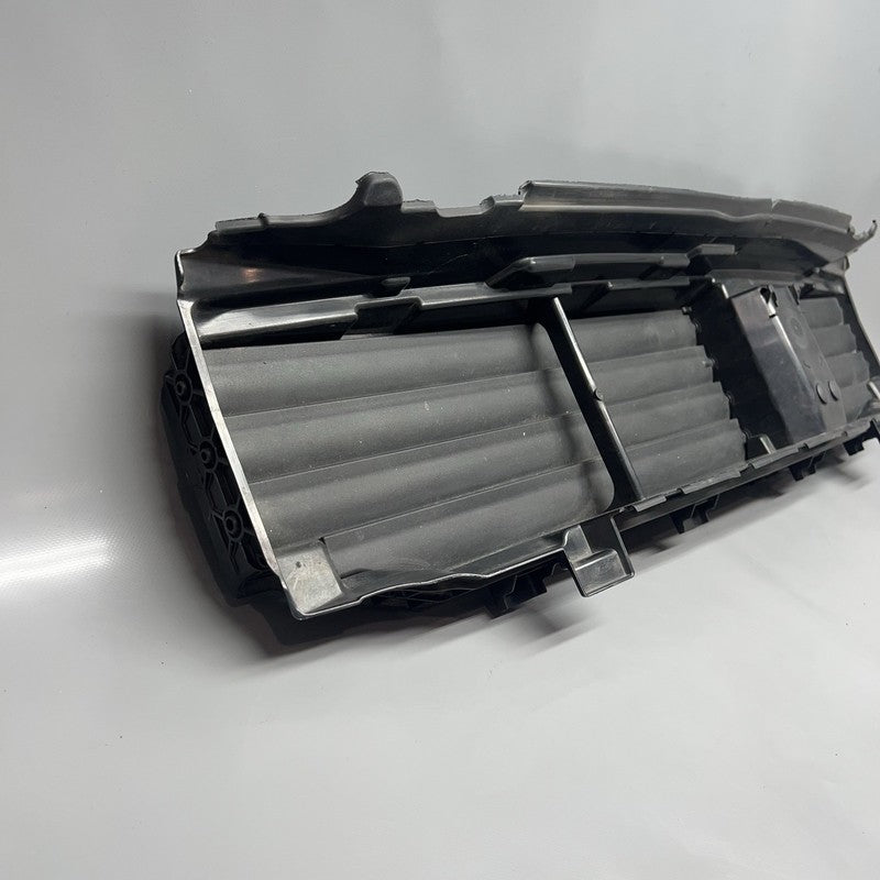 5A1E918 BMW I4 LOWER SHUTTER 430 M440 OEM 5A1E918