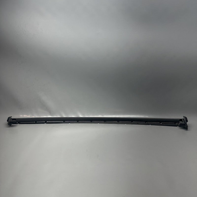 1072080-B0-D TESLA MODEL X DOOR SEAL BRACKET RIGHT REAR 2016 2017 18 19 2020 OEM 1072080-B0-D