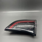 TESLA MODEL Y LIFT GATE TAIL LIGHT RIGHT PASSENGER 2020 21 22 2023 150