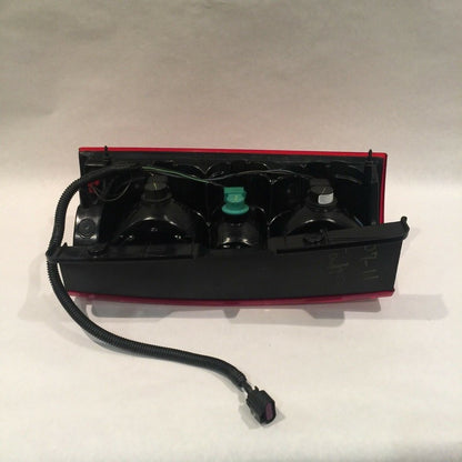 CHEVY TAHOE TAIL LIGHT RIGHT SIDE 2007 2008 2009 2010 2011 2012 2013 2014 OEM