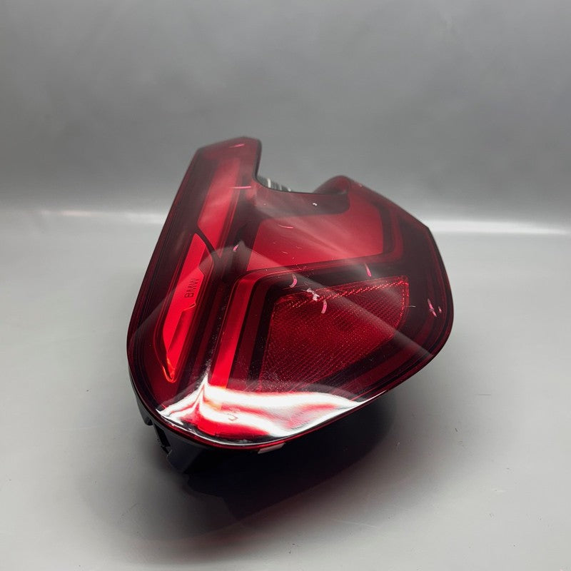 BMW X5 TAIL LIGHT LEFT DRIVER X5M 2019 2020 2021 2022 2023 OEM 3744226