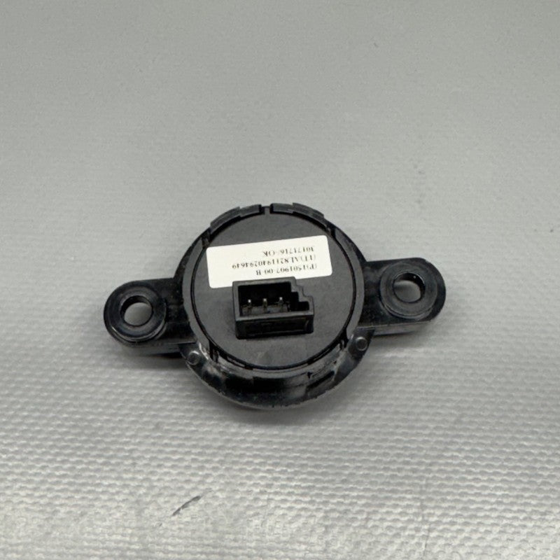 1501907-00-B TESLA MODEL 3 Y TRUNK GATE SWITCH 2020 2021 2022 2023 OEM 1501907-00-B 