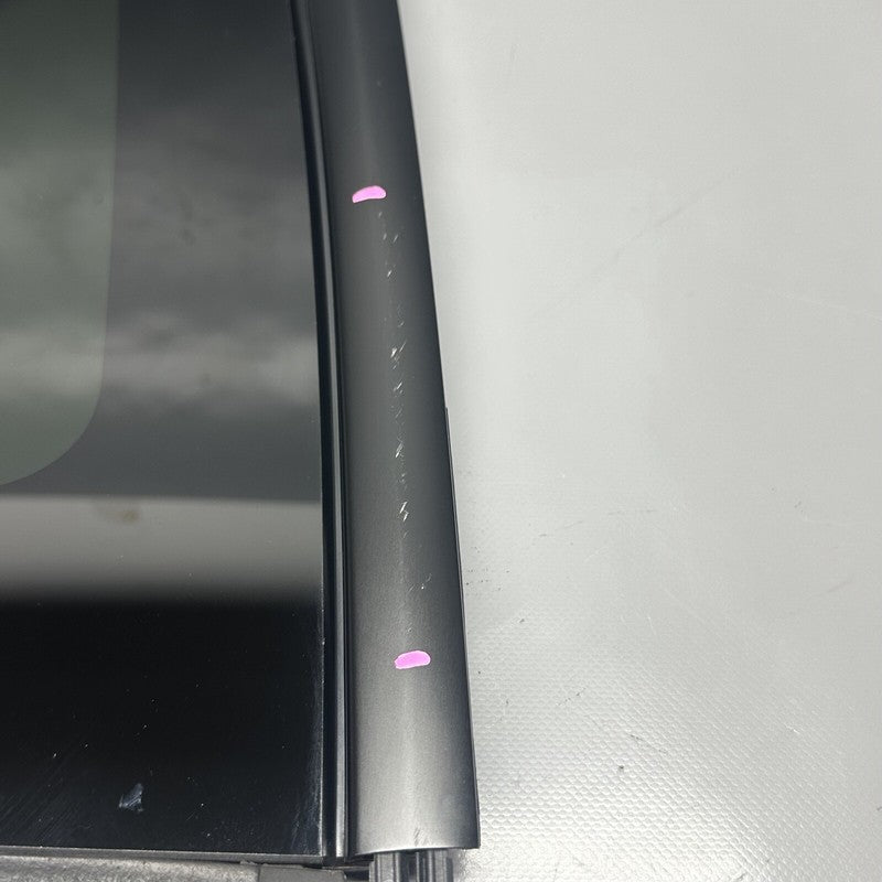 1495741-00-E TESLA MODEL Y QUARTER GLASS RIGHT REAR 2020 2021 2022 2023 OEM 1495741-00-E