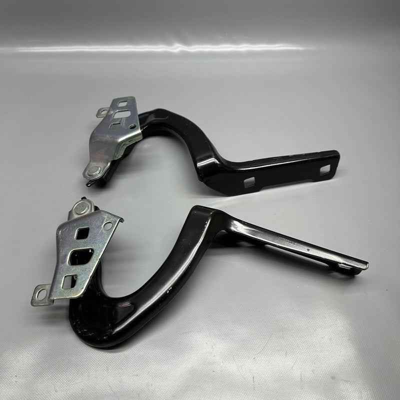 1496268-00-C TESLA MODEL Y HOOD HINGE LEFT RIGHT 2020 2021 2022 2023 OEM 1496268-00-C