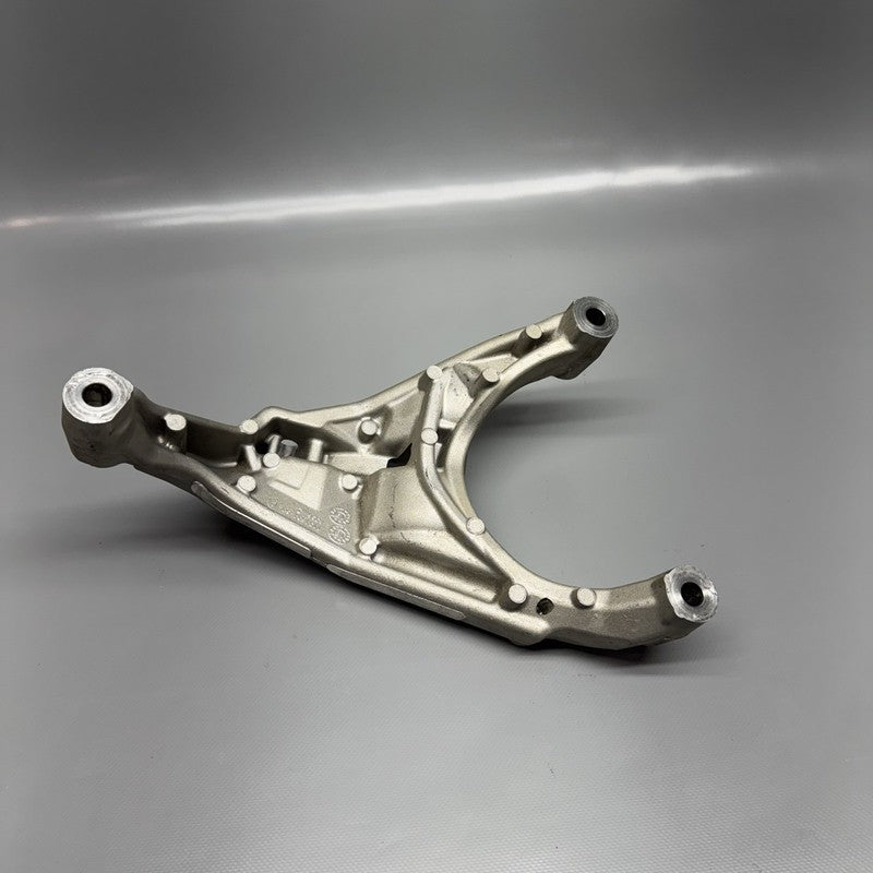 1134684-00-C TESLA MODEL X ENGINE MOUNT BRACKET LEFR FRONT 2021 2022 2023 OEM 1134684-00-C