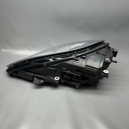 95B941010AR PORSCHE MACAN HEADLIGHT RIGHT PASSENGER 2019 2020 FULL LED OEM 95B941010AR