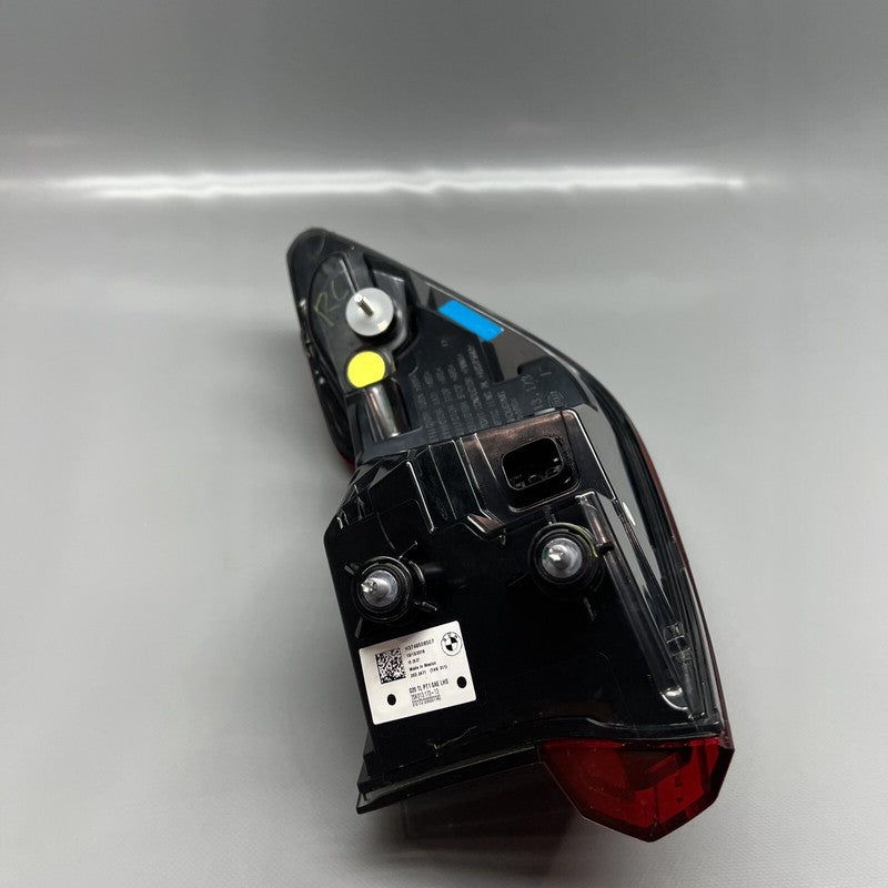 H3749508507 BMW 330 TAIL LIGHT LEFT DRIVER M340 LED 2019 2020 2021 OEM H3749508507