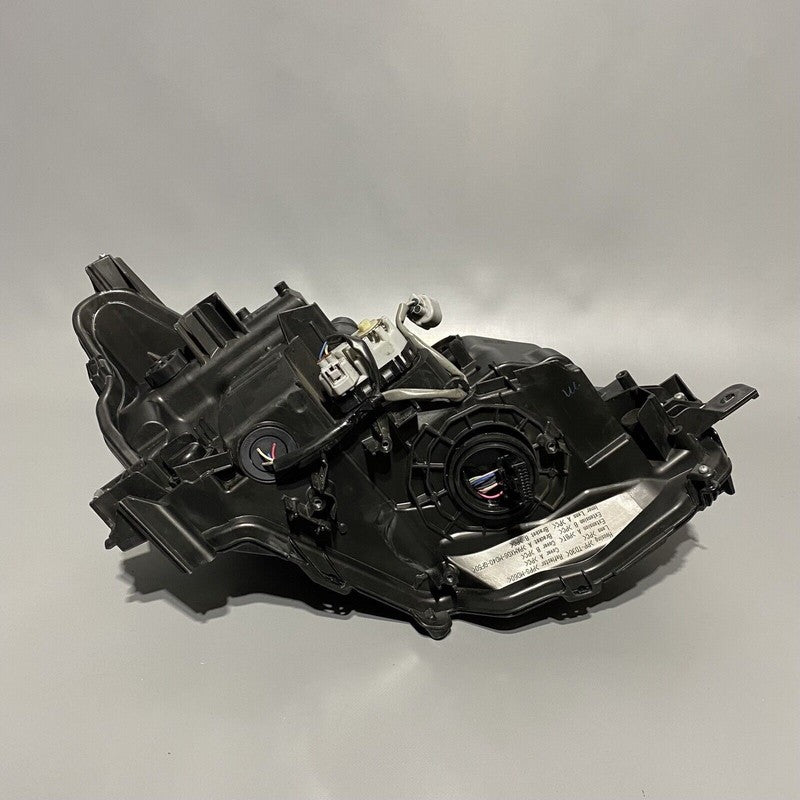 IS300 LEXUS IS300 LUXURY HEADLIGHT LEFT DRIVER XENON 2018 2019 2020 2021 OEM