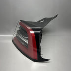 TESLA MODEL Y TAIL LIGHT RIGHT PASSENGER 2020 2021 2022 2023 LED 4 PIN