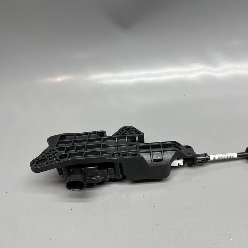 1586554-00-A TESLA MODEL S PLAID LATCH RELEASE ACTUATOR 2021 2022 2023 OEM 1586554-00-A