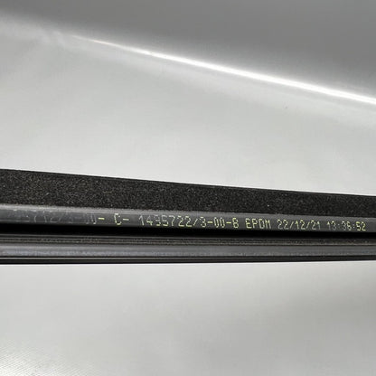 TESLA MODEL Y DOOR WINDOW MOLDING RIGHT REAR 2020 2021 2022 2023 OEM 