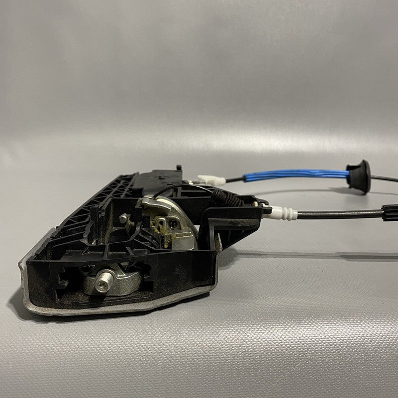 8j1837015d AUDI A6 A7 Q7 DOOR LATCH LOCK LEFT DRIVER FRONT 8J1837015D 2017 2018 OEM