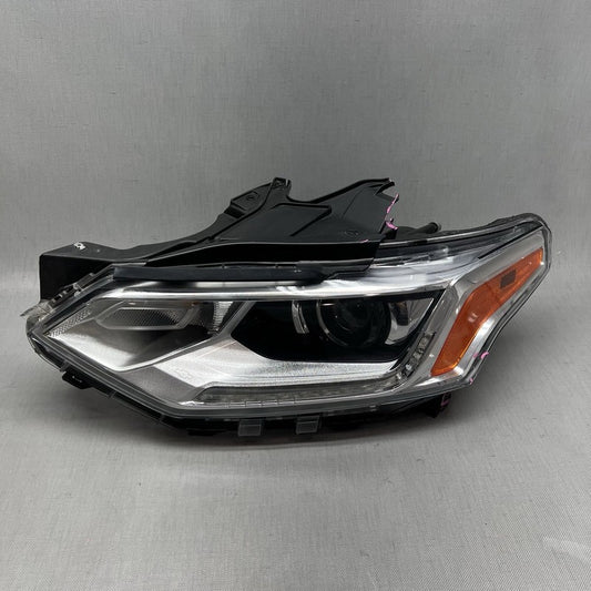 84887857 CHEVROLET TRAVERSE HEADLIGHT LEFT DRIVER 2018 2019 2020 2021 LED OEM 84887857