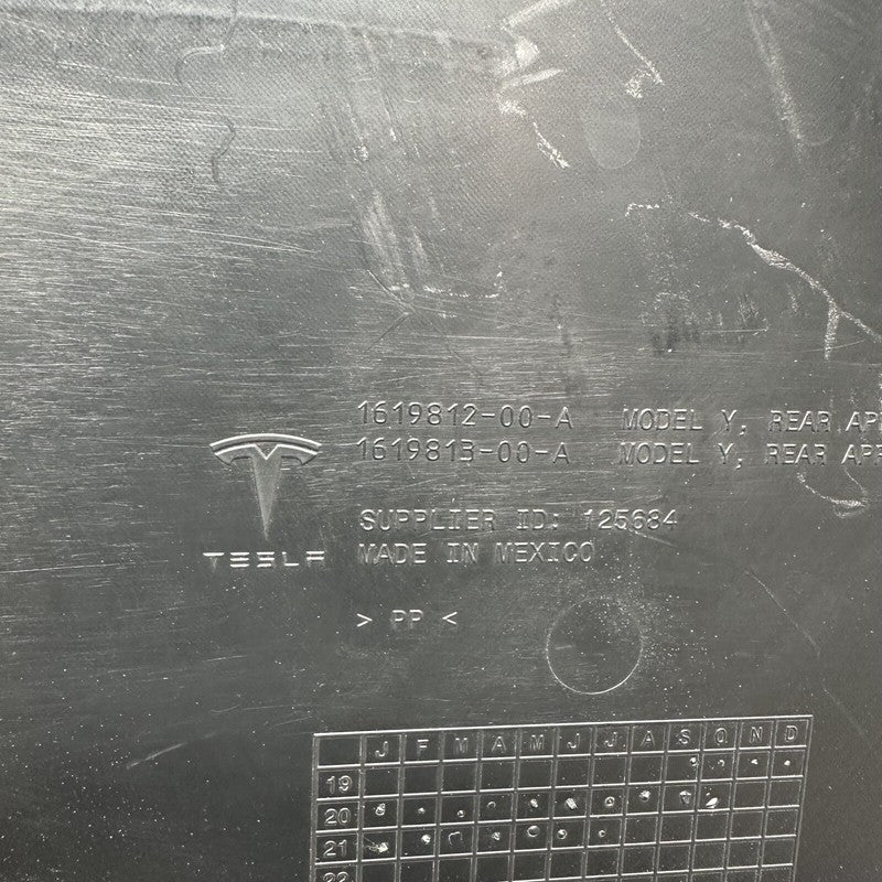 1619812-00-A TESLA MODEL Y WINDSHIELD COWL PANEL SHIELD 2020 2021 2022 2023 OEM 1619812-00-A