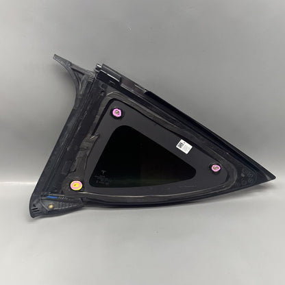 1495741-00-E TESLA MODEL Y QUARTER GLASS RIGHT REAR 2020 2021 2022 2023 OEM 1495741-00-E