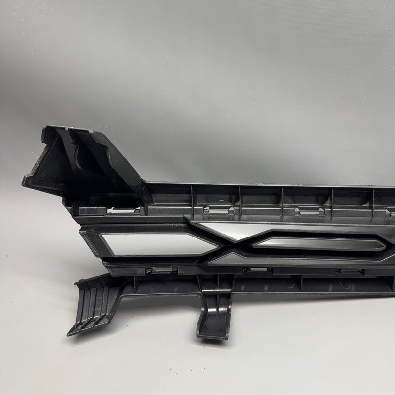 CHEVY CAMARO ZL1 UPPER GRILLE OEM