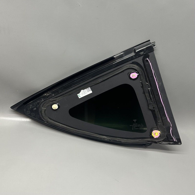 1495740-99-H TESLA MODEL Y QUARTER GLASS LEFT REAR 2020 2021 2022 2023 OEM 1495740-99-H