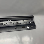 LAND ROVER DISCOVERY DOOR MOLDING RIGHT FRONT OEM HY32-21064-AE