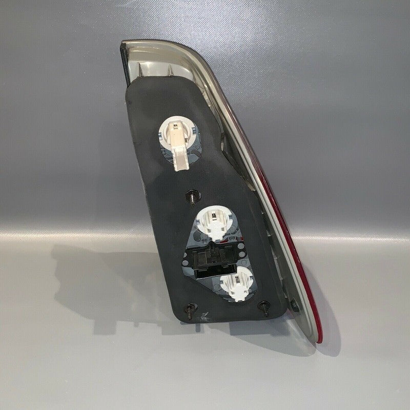 6321-7164473-05 BMW X5 E53 TAIL LIGHT LEFT DRIVER SIDE 2004 2005 2006 OEM