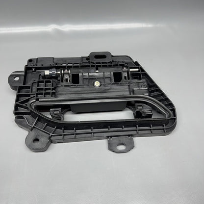 1582612-00-A TESLA MODEL S DOOR HANDLE RIGHT FRONT 2016 2017 2018 2019 2020 OEM 1582612-00-A