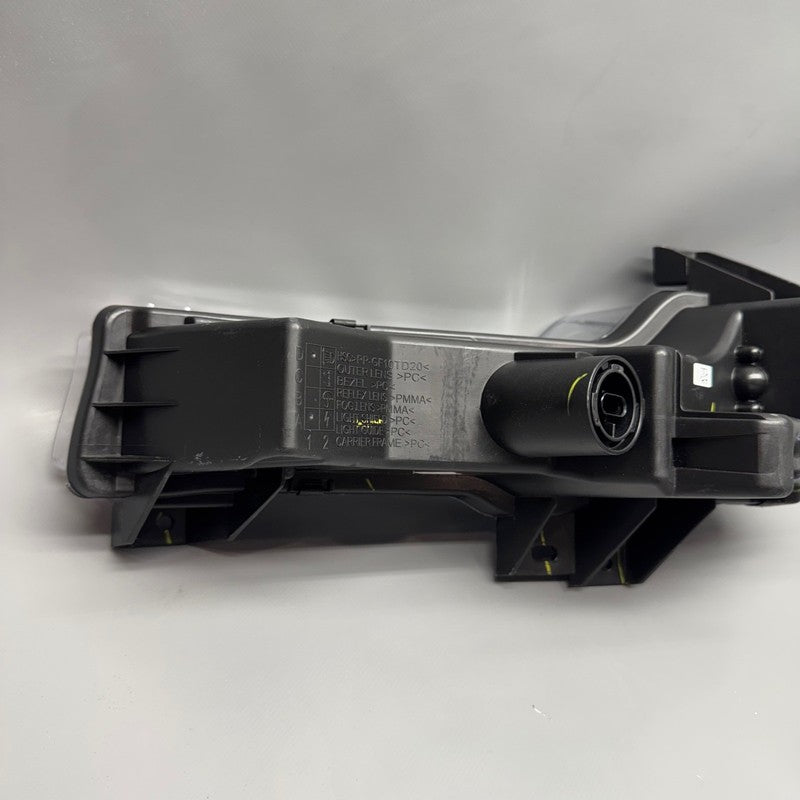 TESLA MODEL 3 FOG LIGHT RIGHT PASSENGER 2019 2020 2021 3PIN OEM 107739