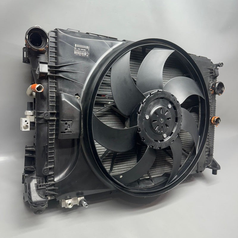 A2049066802 MERCEDES BENZ C250 COOLING RADIATOR FAN 2012 2013 2014 OEM A2049066802