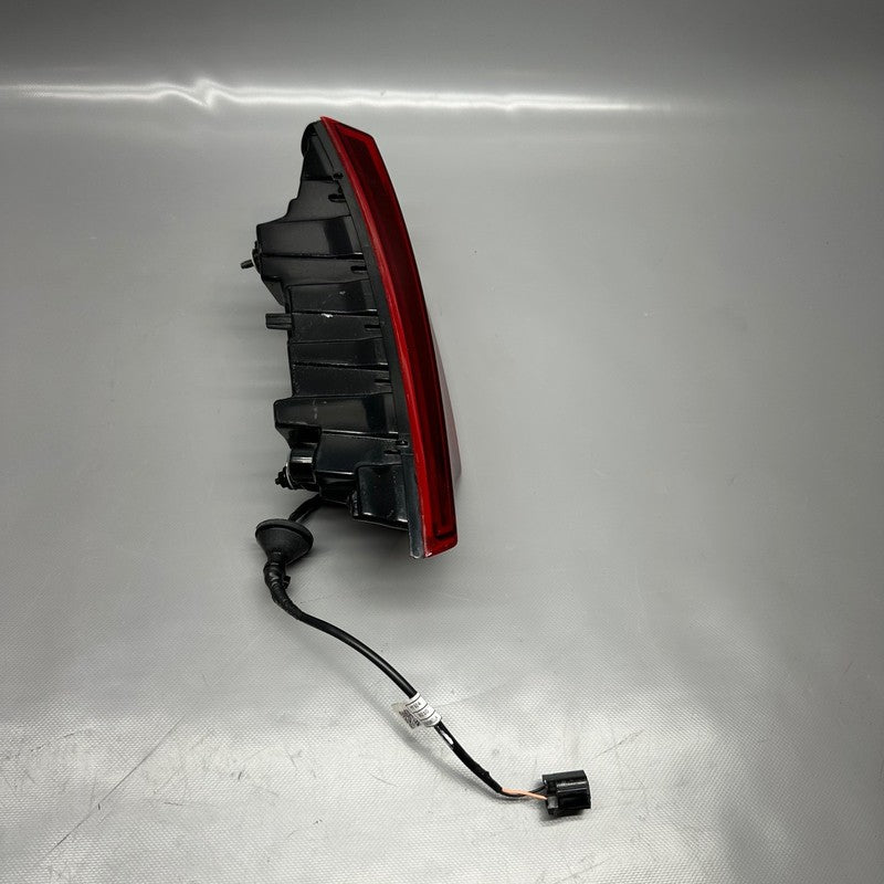 KIA FORTE TAIL LIGHT INNER RIGHT PASSENGER 2019 2020 2021 2022 2023 OE
