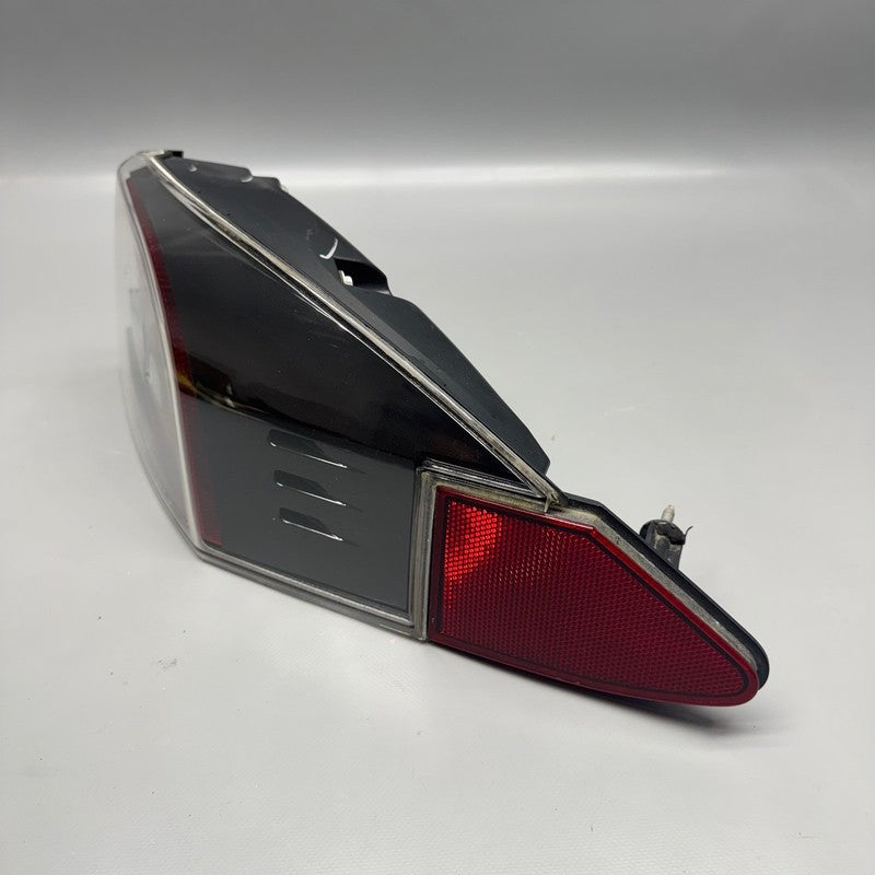 TESLA MODEL S TAIL LIGHT RIGHT PASSENGER 2012-2015 2016 2017 2018 2019