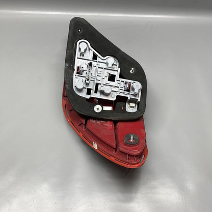2048202164 MERCEDES BENZ C300 TAIL LIGHT LEFT DRIVER 2048202164 2008 2009 2010 2011 C63  