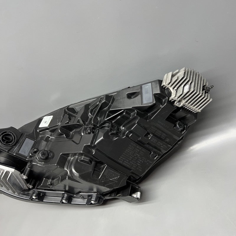 1077372-00-L TESLA MODEL 3 HEADLIGHT RIGHT PASSENGER LED OEM 2017 2018 2019 2020 1077372-00-L