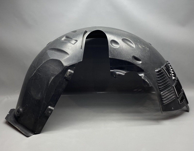 420821171E AUDI R8 SPYDER FENDER LINER LEFT FRONT 420821171E 2011 2012 2013 2014 2015 OEM