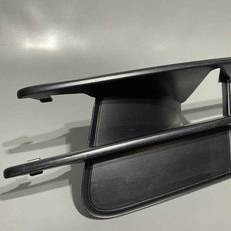 4L08807681 AUDI Q7 GRILL LEFT LOWER TURN SIGNAL 4L08807681 2010 2011 2012 2013 2014 2015