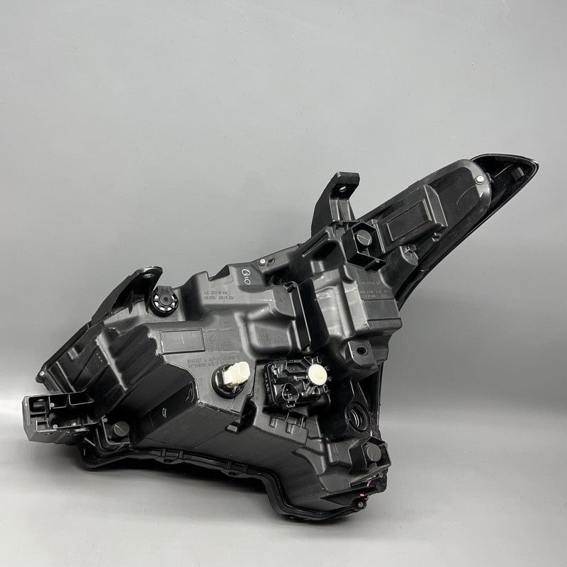 TOYOTA TUNDRA HEADLIGHT RIGHT PASSENGER 2022 2023 LED