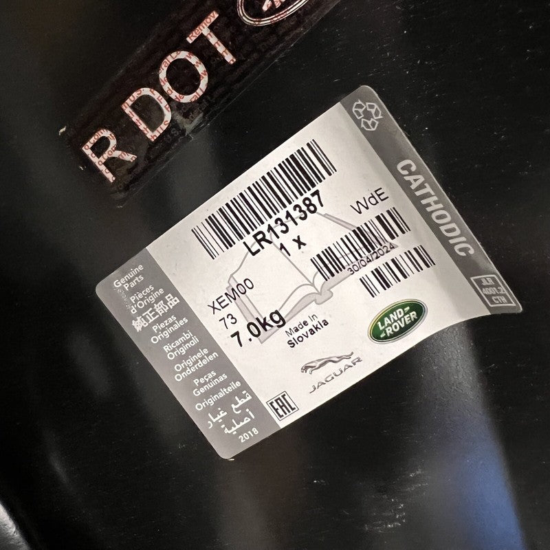 LR131387 LAND ROVER DEFENDER FENDER LEFT SIDE 2020 2021 2022 2023 2024 OEM LR131387