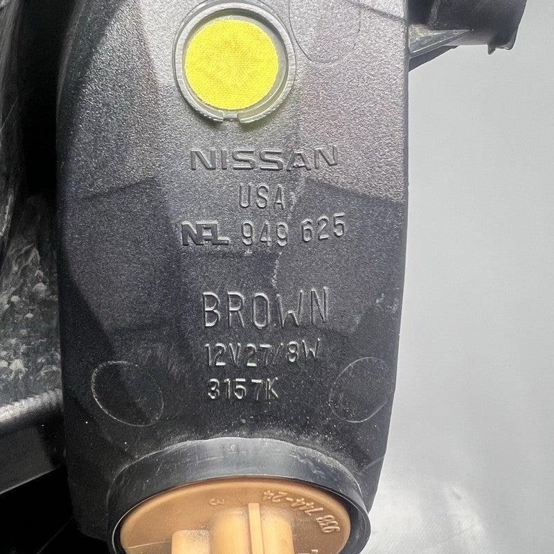 NISSAN FRONTIER TAIL LIGHT RIGHT PASSENGER 2005-2009 2010 2011 2012 2013 OEM