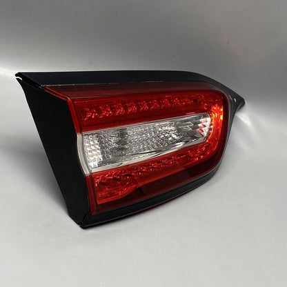 JEEP CHEROKEE TAIL LIGHT LEFT DRIVER INNER 2014 2015 2016 2017 2018 OEM