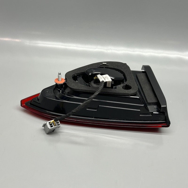 MASERATI LEVANTE INNER TAIL LIGHT RIGHT SIDE 2017 18 19 20 21 2022 OEM