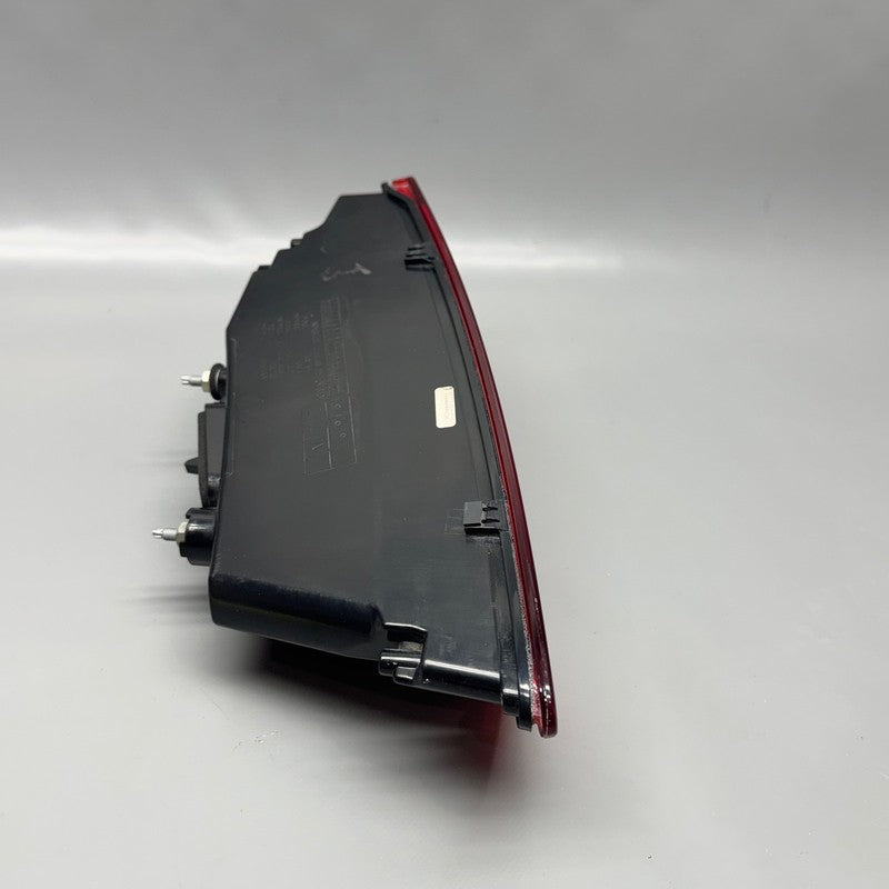 JAGUAR I-PACE TAIL LIGHT INNER RIGHT PASSENGER 2019 - 2021 2022 J9D3-1