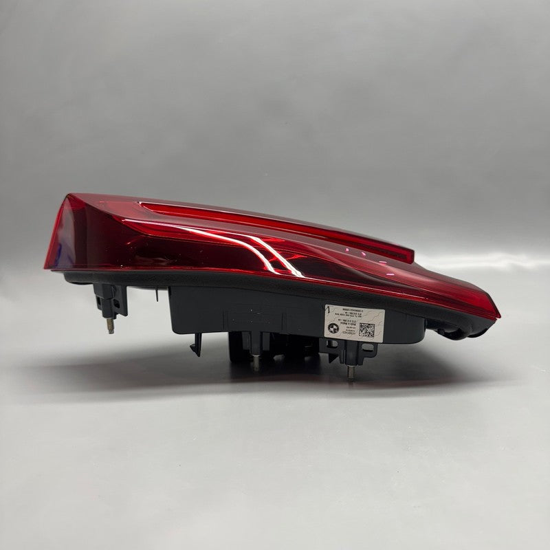BMW X3M TAIL LIGHT INNER RIGHT PASSENGER 2018 2019 2020 2021 OEM 89853