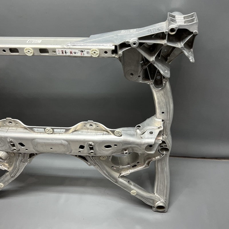 6861106 BMW 750 CROSSMEMBER FRONT SUBFRAME 2016 2017 2018 2019 OEM 6861106