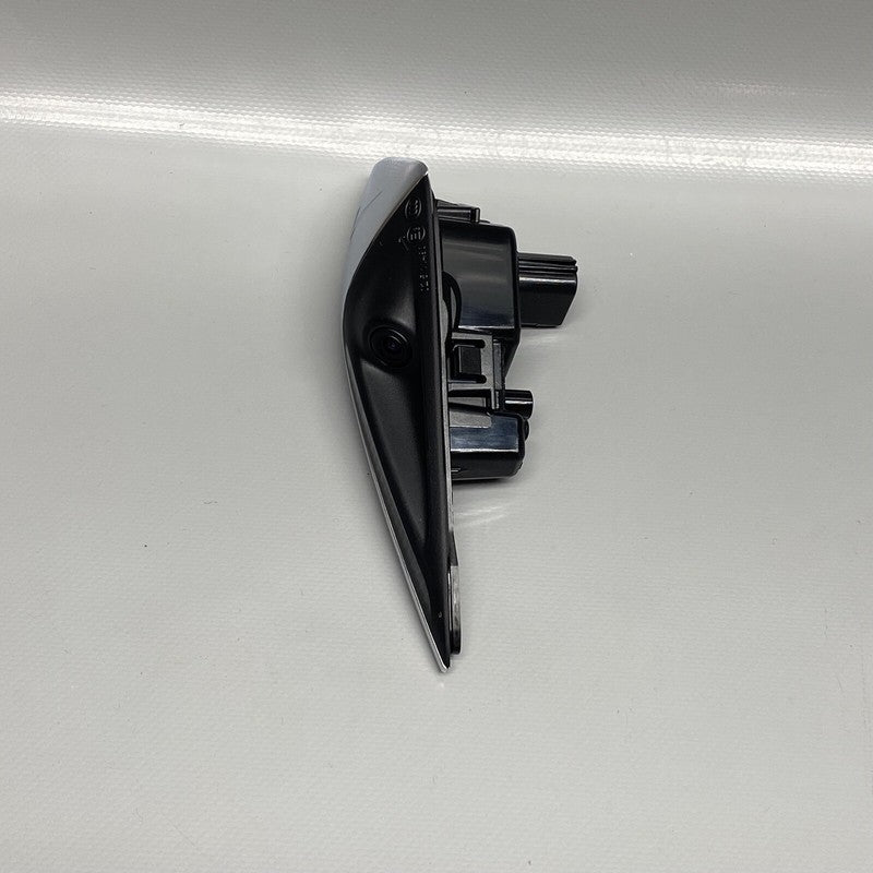 1642011-00-A TESLA MODEL Y FENDER MARKER CAMERA RIGHT PASSENGER 2020 2021 2022 2023 OEM