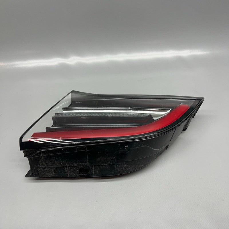 TESLA MODEL 3 Y TAIL LIGHT INNER RIGHT 2017 2018 2019 2020 2021 2022 2