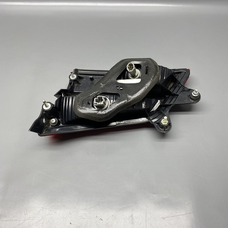 SUBARU OUTBACK WAGON TAIL LIGHT LEFT INNER 2010 2011 12 13 2014 OEM
