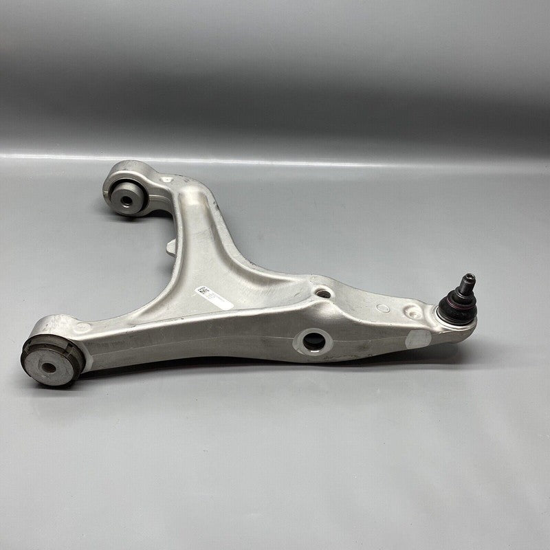 6701078020 MASERATI QUATTROPORTE CONTROL ARM RIGHT FRONT 2014 2015 2016 6701078020 OEM