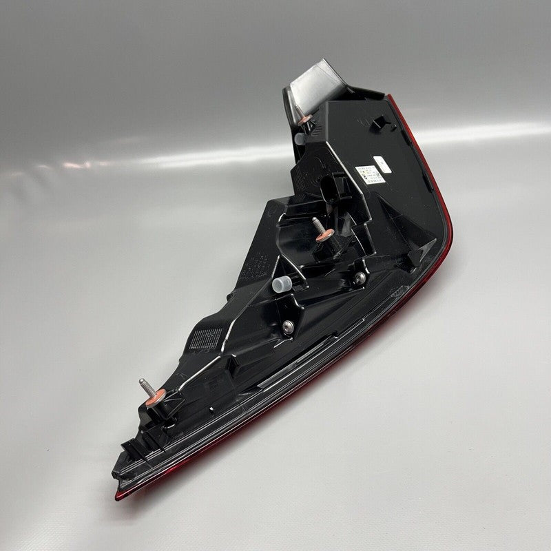 MERCEDES CLA250 TAIL LIGHT RIGHT PASSENGER 2020 2021 2022 LED A1189068