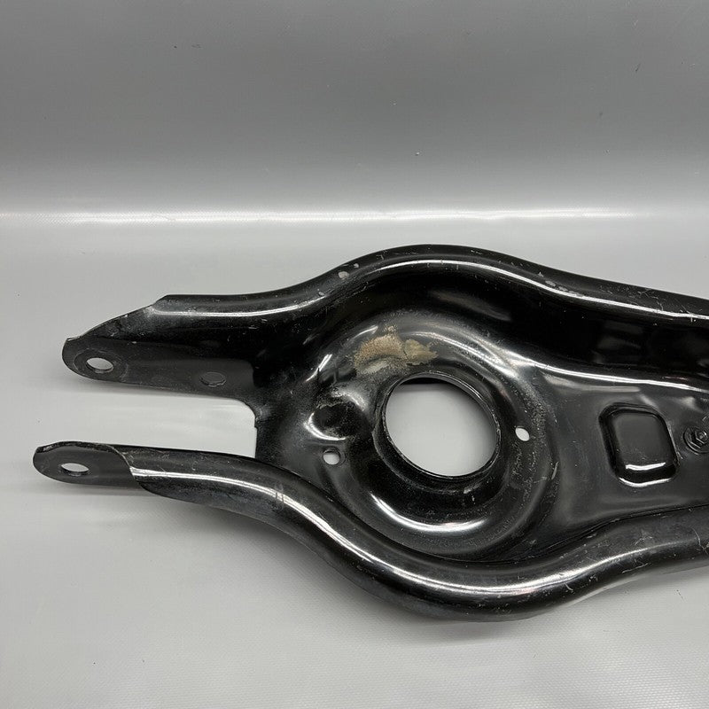 1044451-00-F TESLA MODEL 3 ,Y LINK LOWER ARM REAR 2018 19 20 21 22 2023 OEM 1044451-00-F