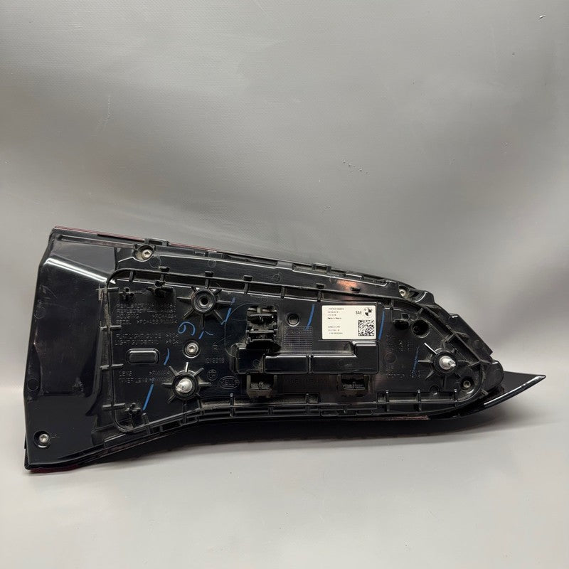 BMW X5 TAIL LIGHT INNER RIGHT PASSENGER LED 2019 2020 2021 2022 2023 O